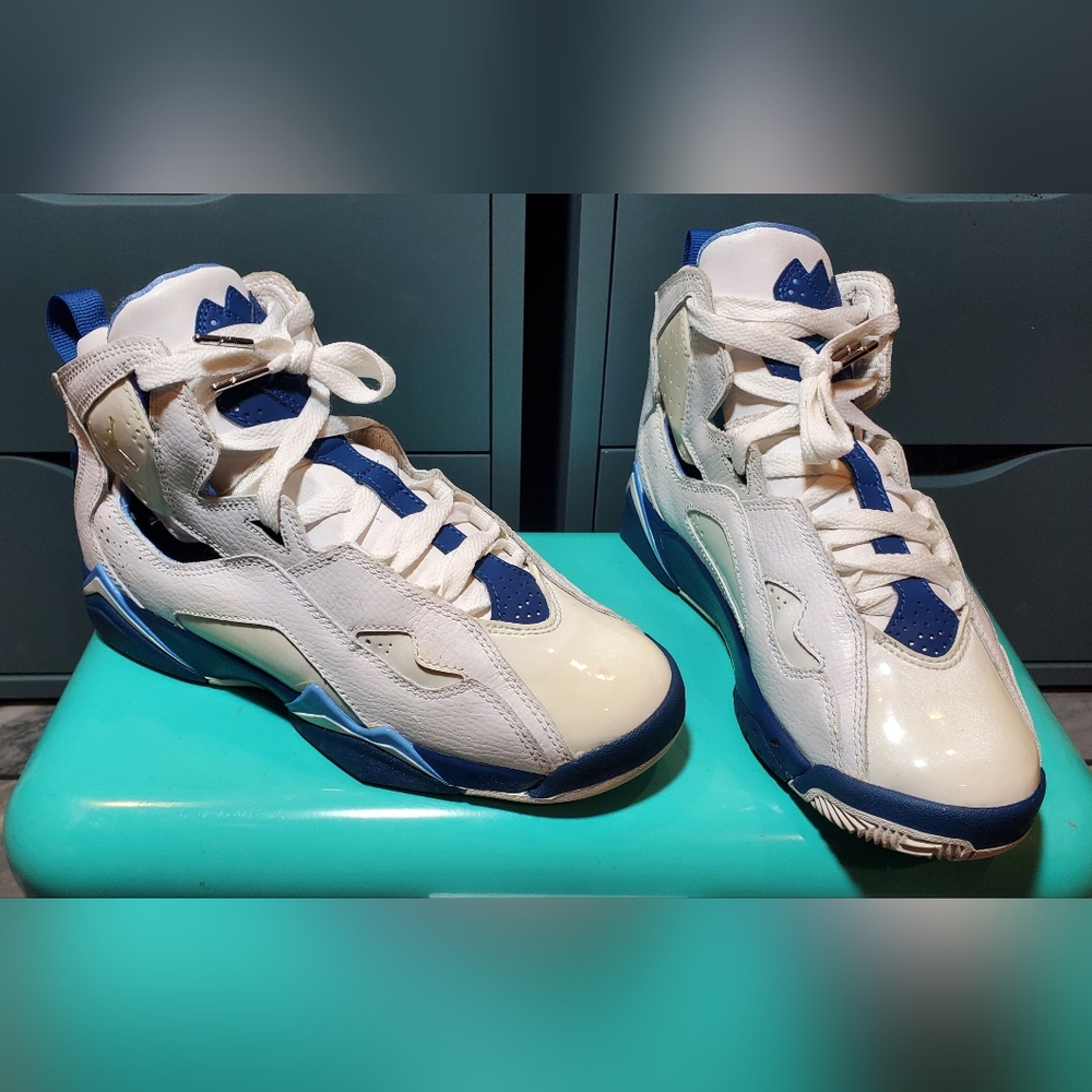 JORDAN True Flight GS ☆ White Blue ☆ SIZE 6Y ☆ NIKE JUMPMAN 23 ☆ Rare